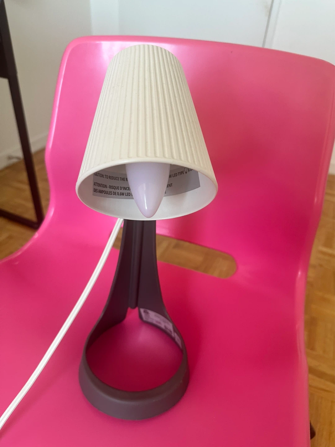 Table Lamp with LED Bulb