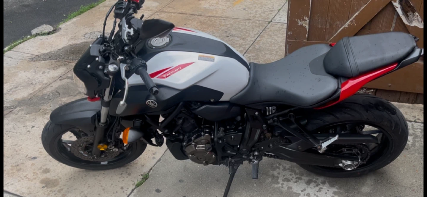 2019 Yamaha MT-07 Motorcycle - photo 2