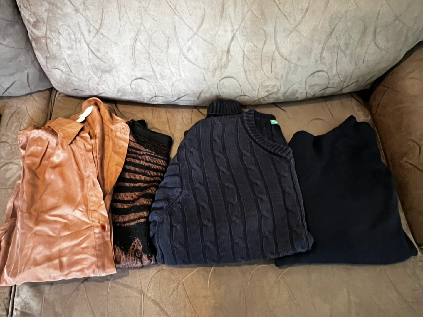 Bundle of 7 Women's Tops