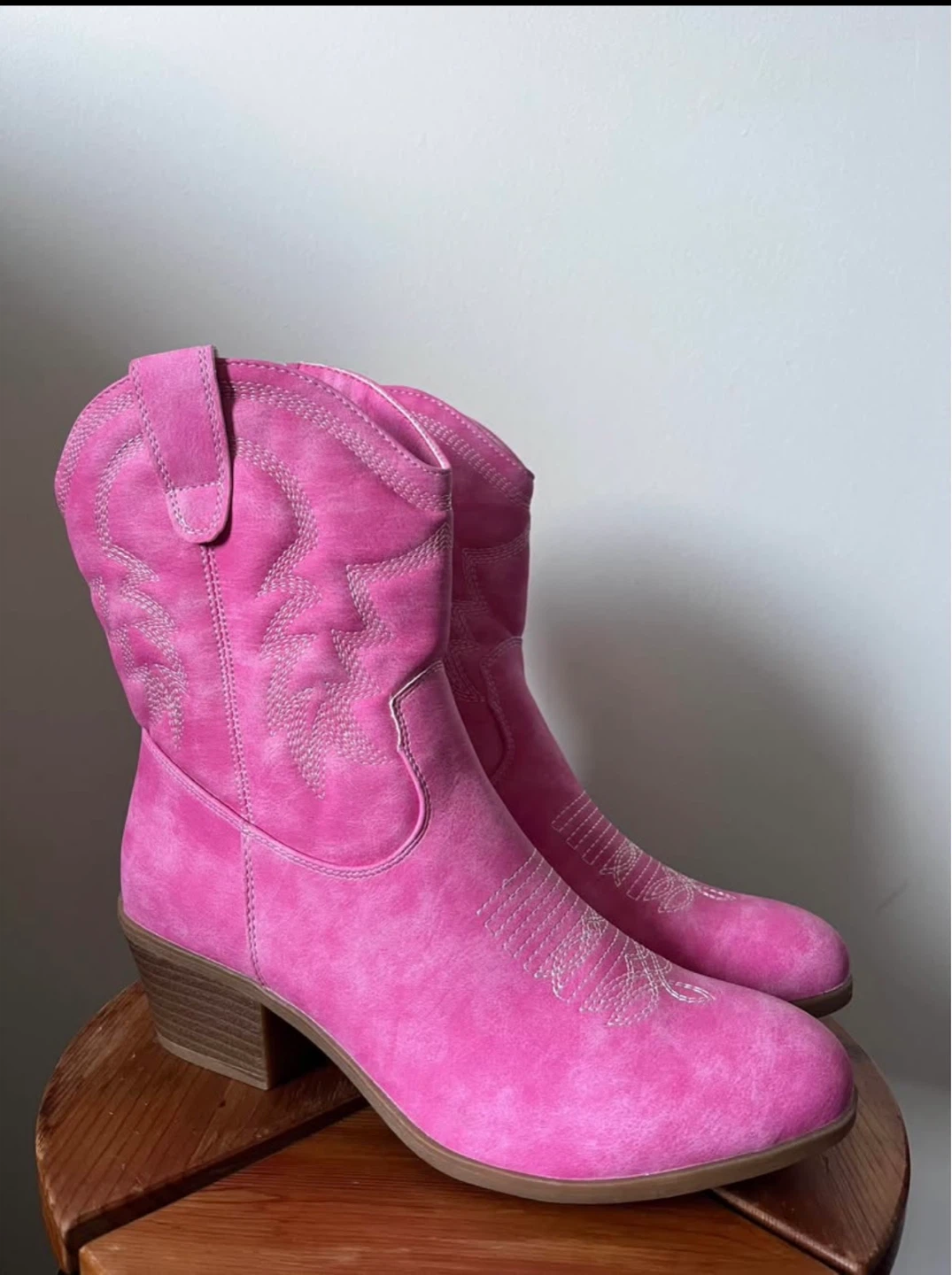 Pink Suede Cowboy Boots with Zipper Size 9