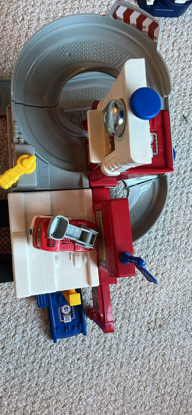 VTech Go! Go! Smart Wheels Rescue Tower Firehouse - photo 4