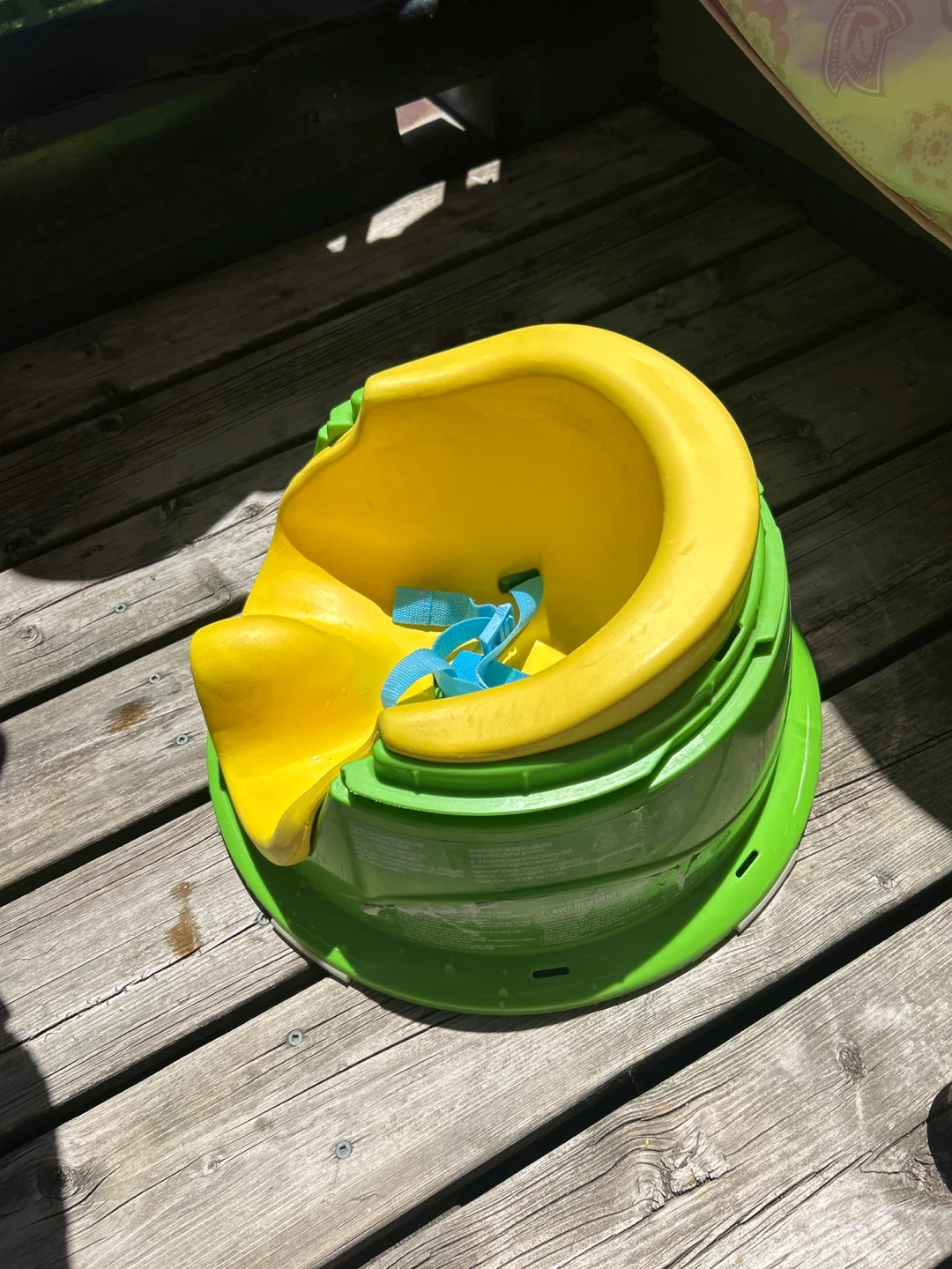 Yellow and Green Booster Seat with Blue Straps - photo 2