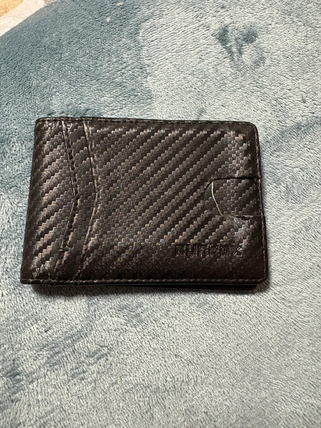 Fidelo Carbon Fiber Bifold Wallet