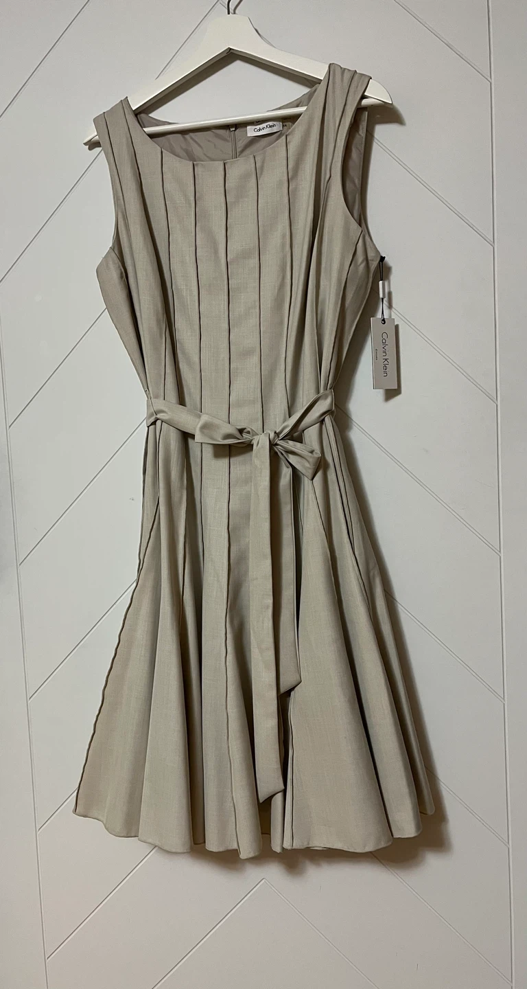 Calvin Klein Sleeveless Belted Dress Size 14 - photo 2