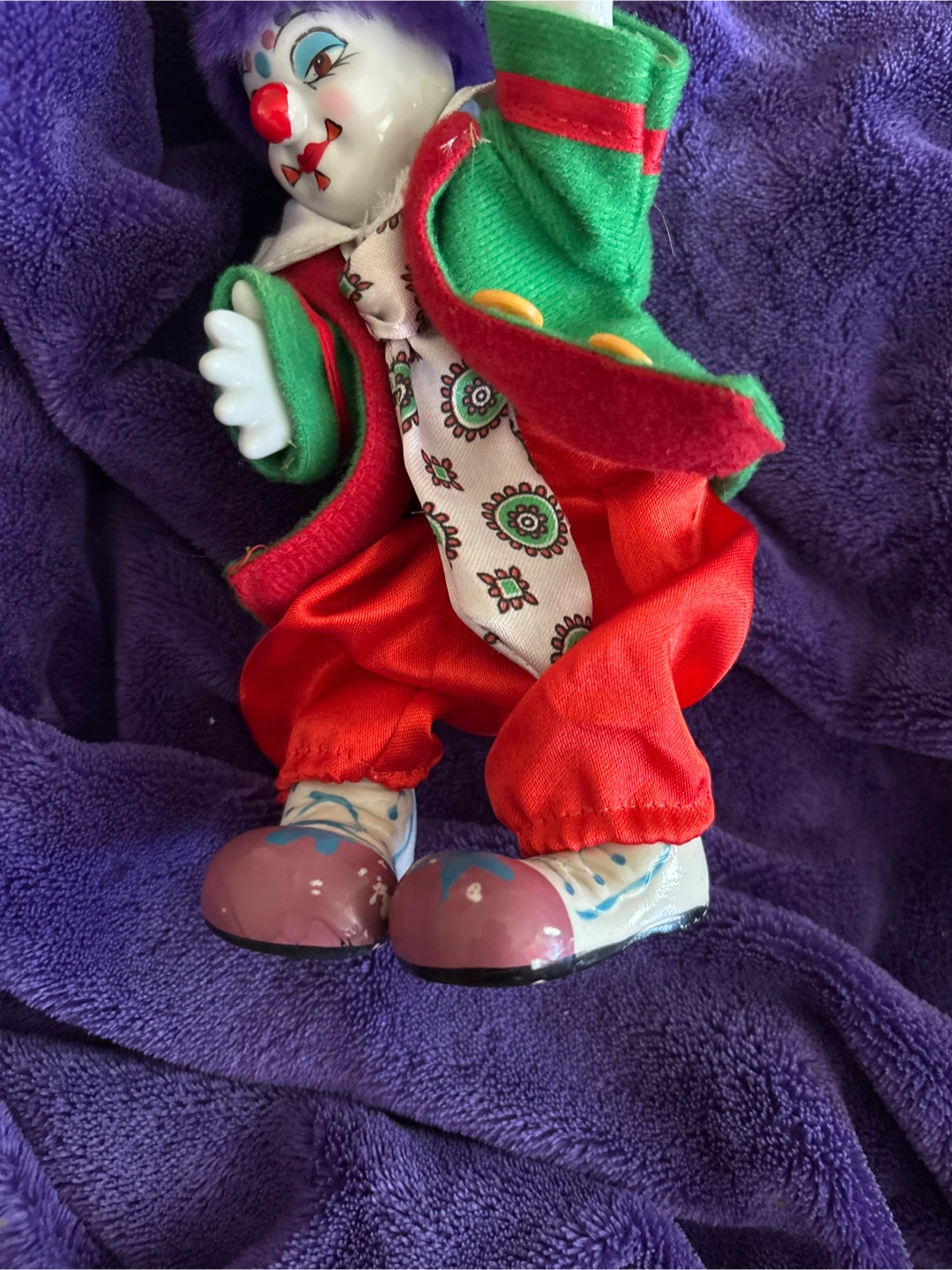 Ceramic Clown Figurine - photo 3