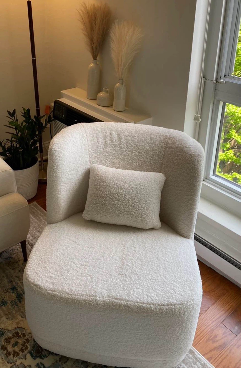 Accent Swivel Chair with Pillow