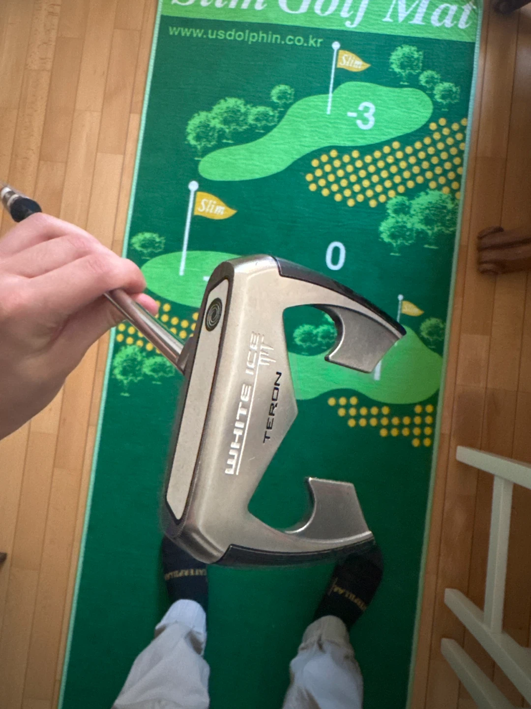 Odyssey white ice Teron putter with Super Stroke grip - photo 2