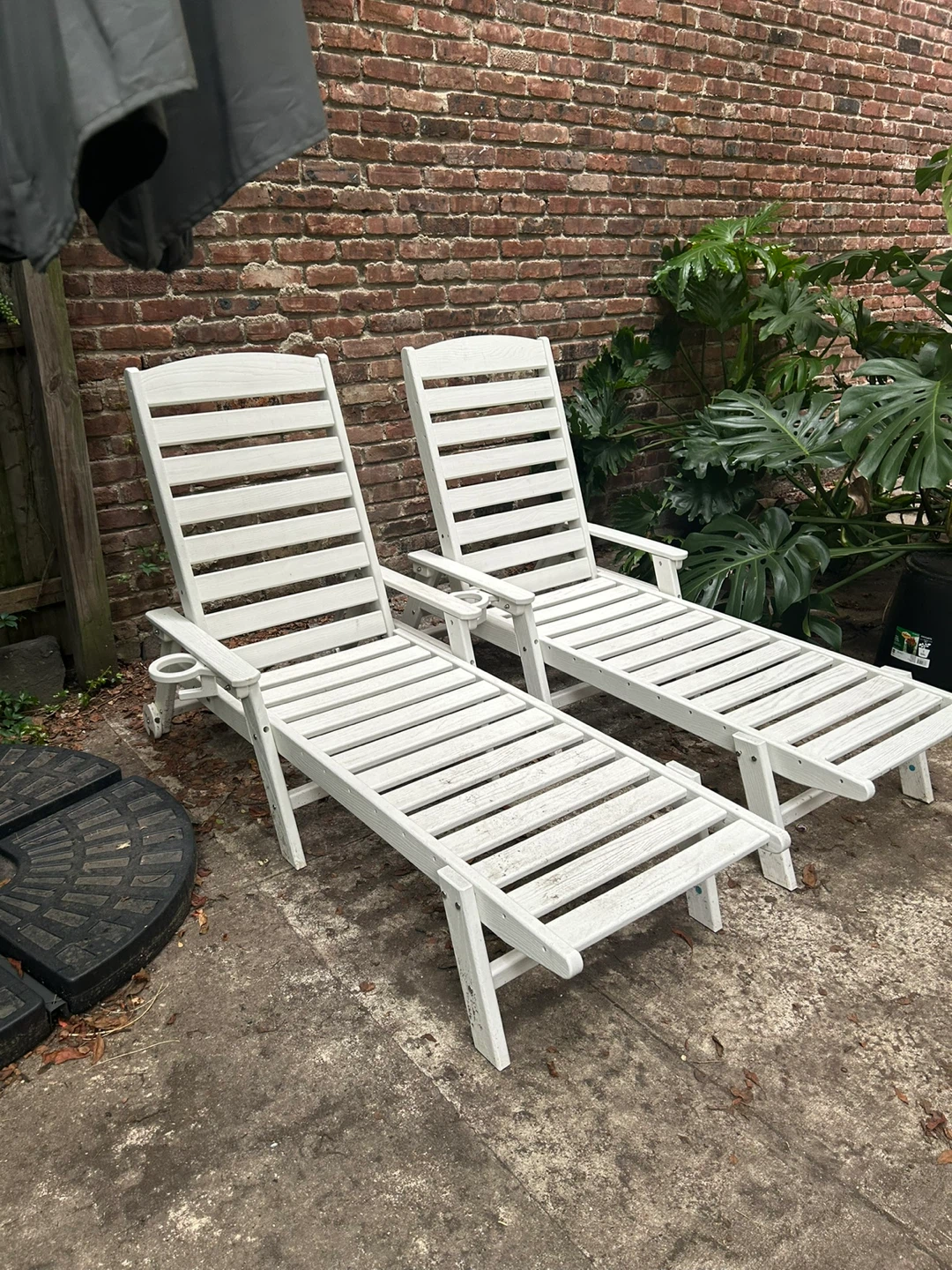 Chaise Lounges (Can take one or both) - photo 2