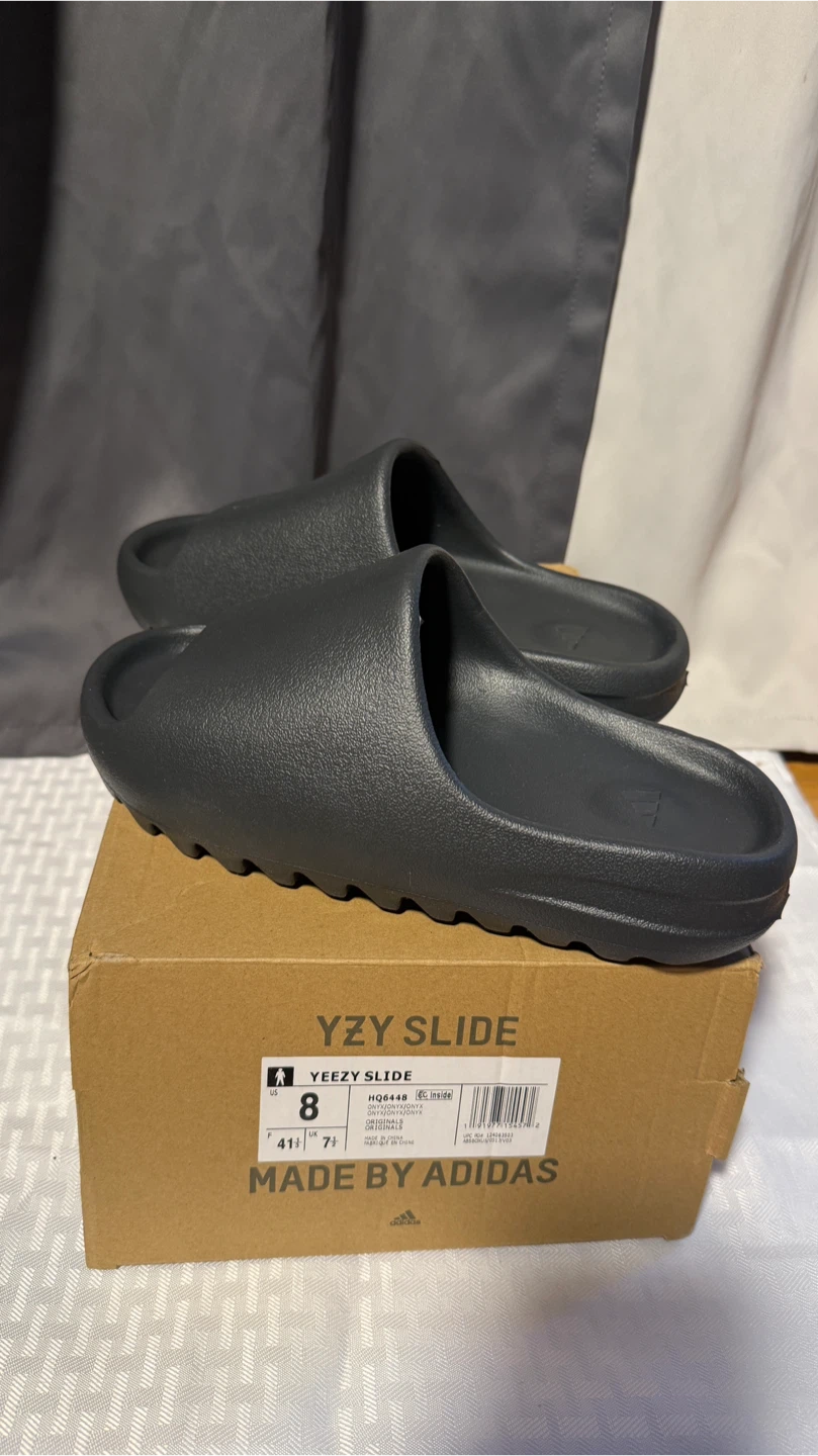 Adidas Yeezy Slide Dark Grey Size 8