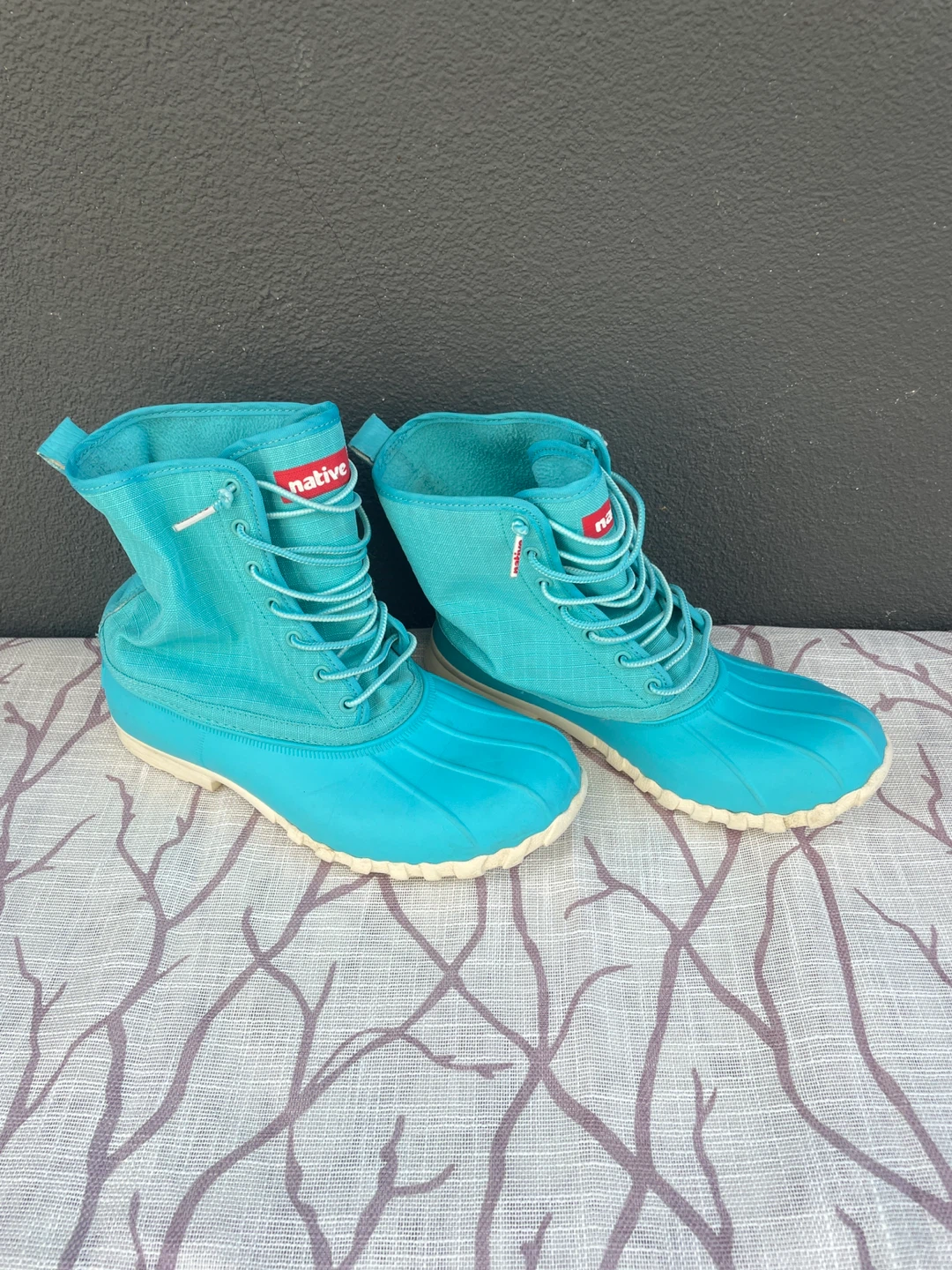 Native - Duck Boots - Teal women’s 9