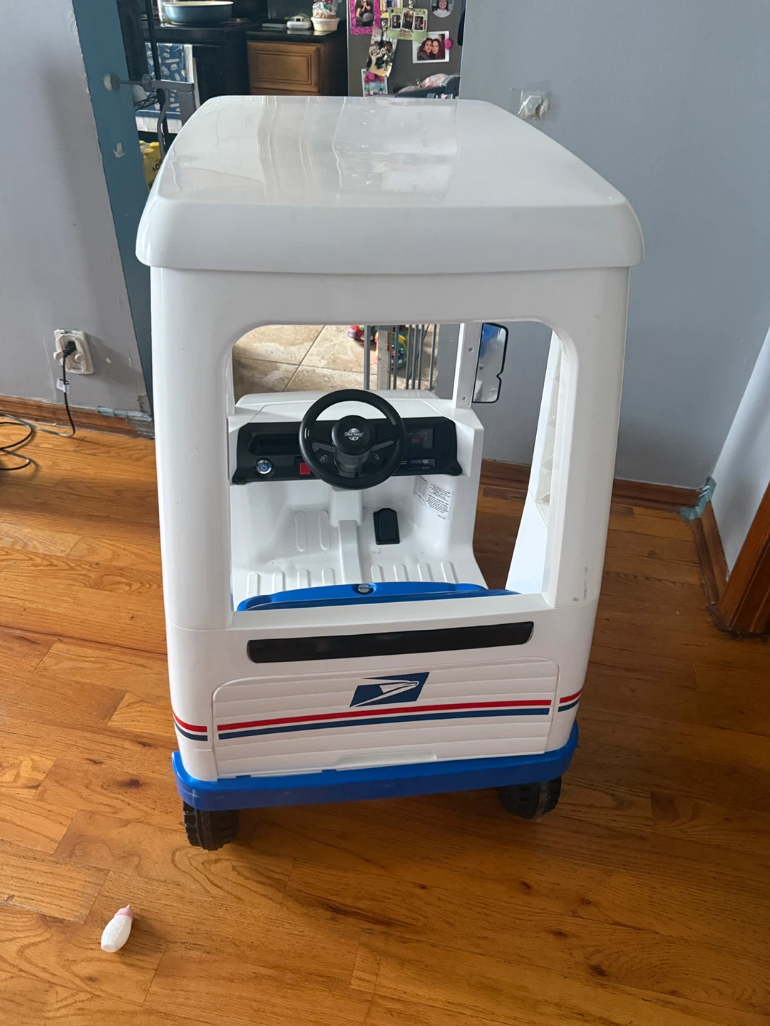 Kids' Ride-On United States Postal Service Mail Truck Toy - photo 3
