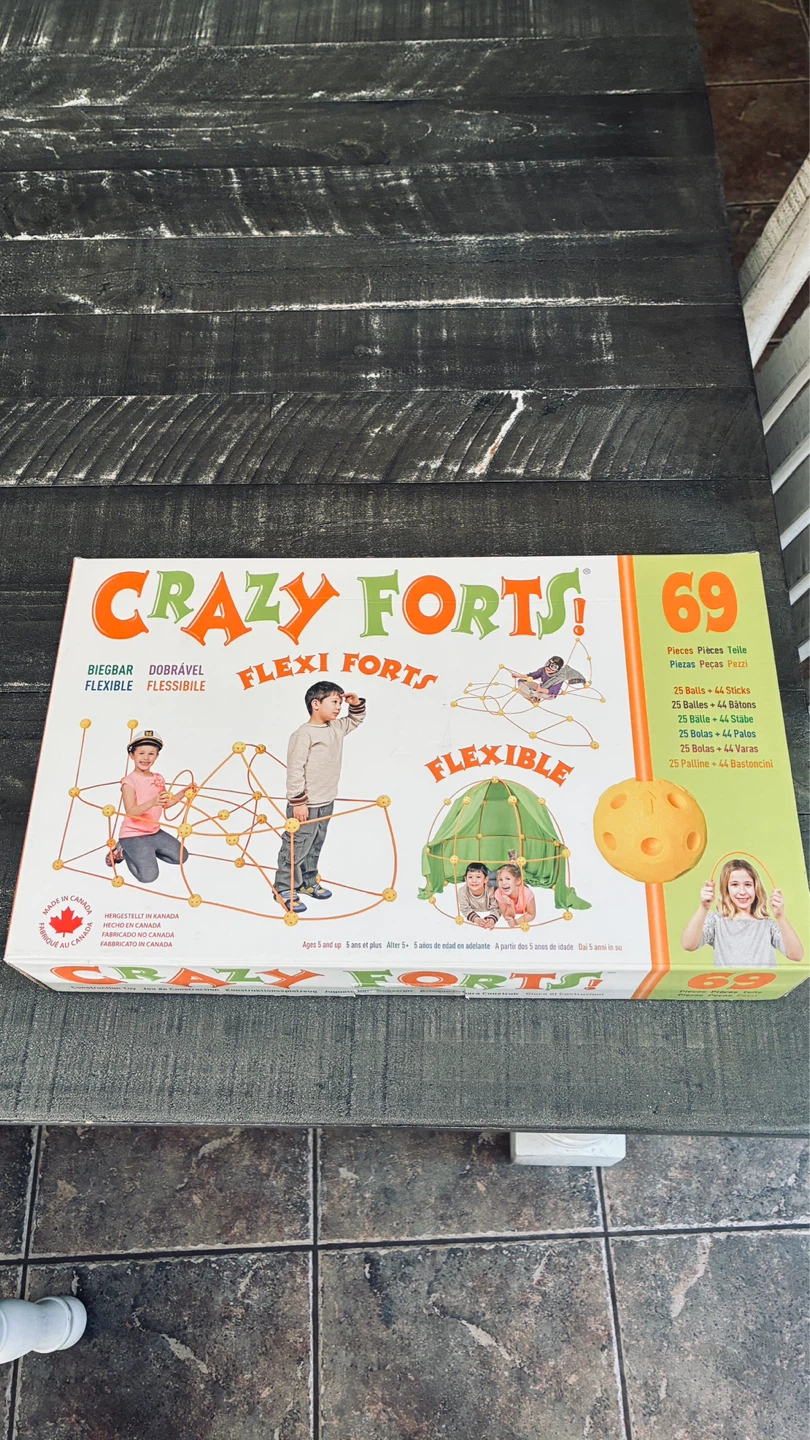 69 piece Crazy Forts
