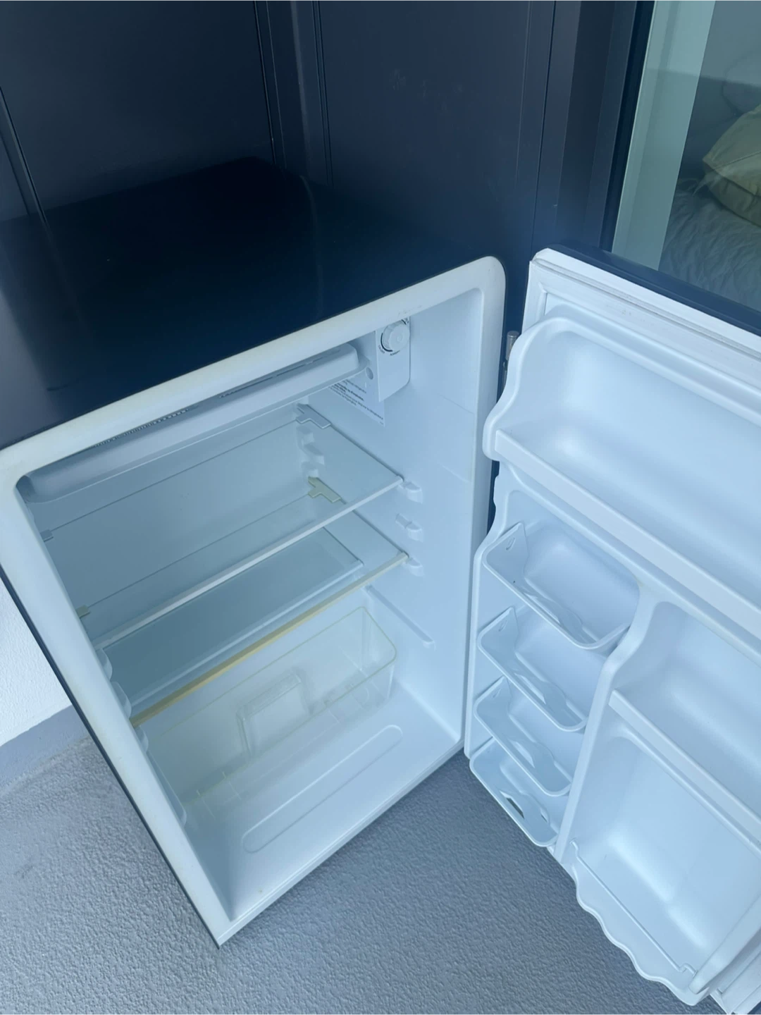 Comfee Mini Fridge w/ freezer - photo 2