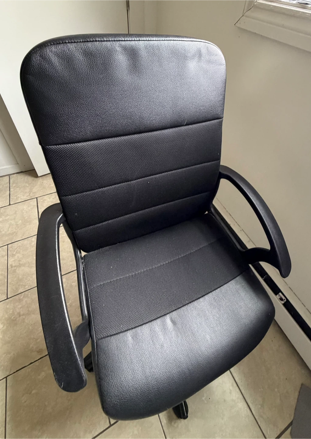 Black Office Chair - photo 2