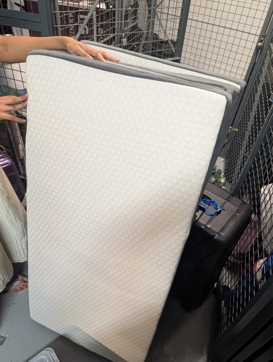 Twin Size 4" Grey Folding Mattress - photo 3