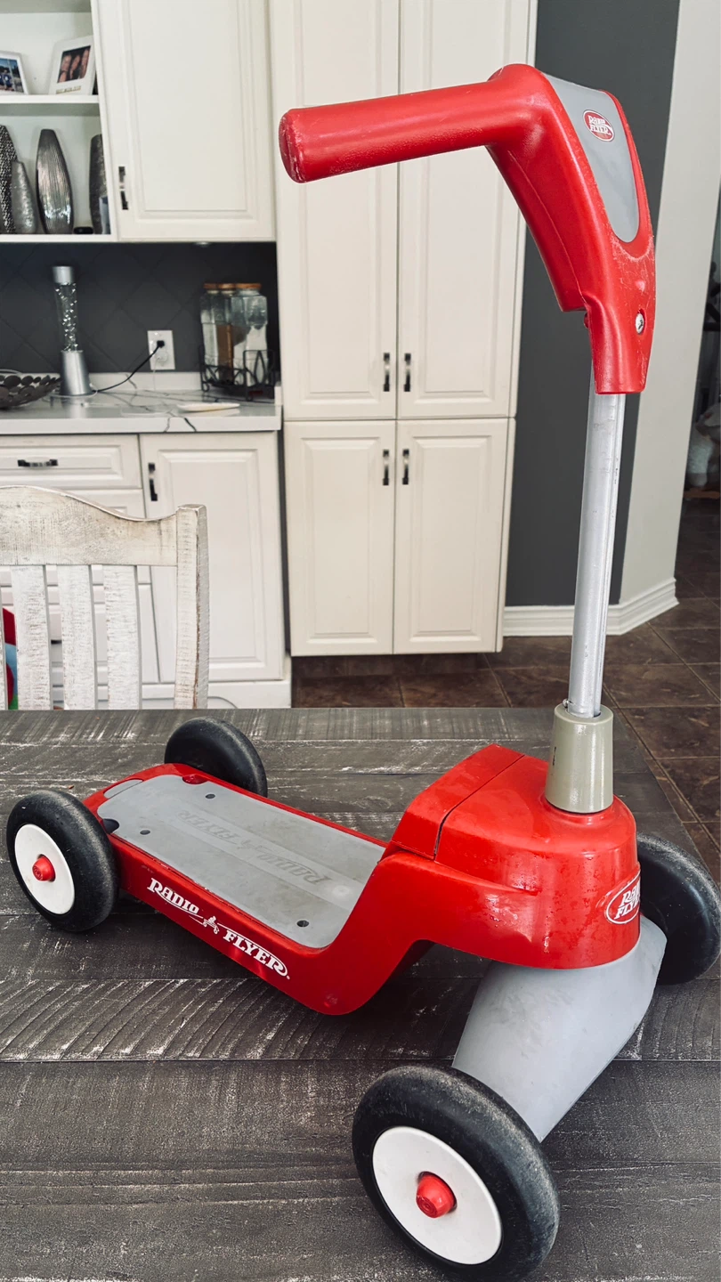 Radio Flyer Scooter