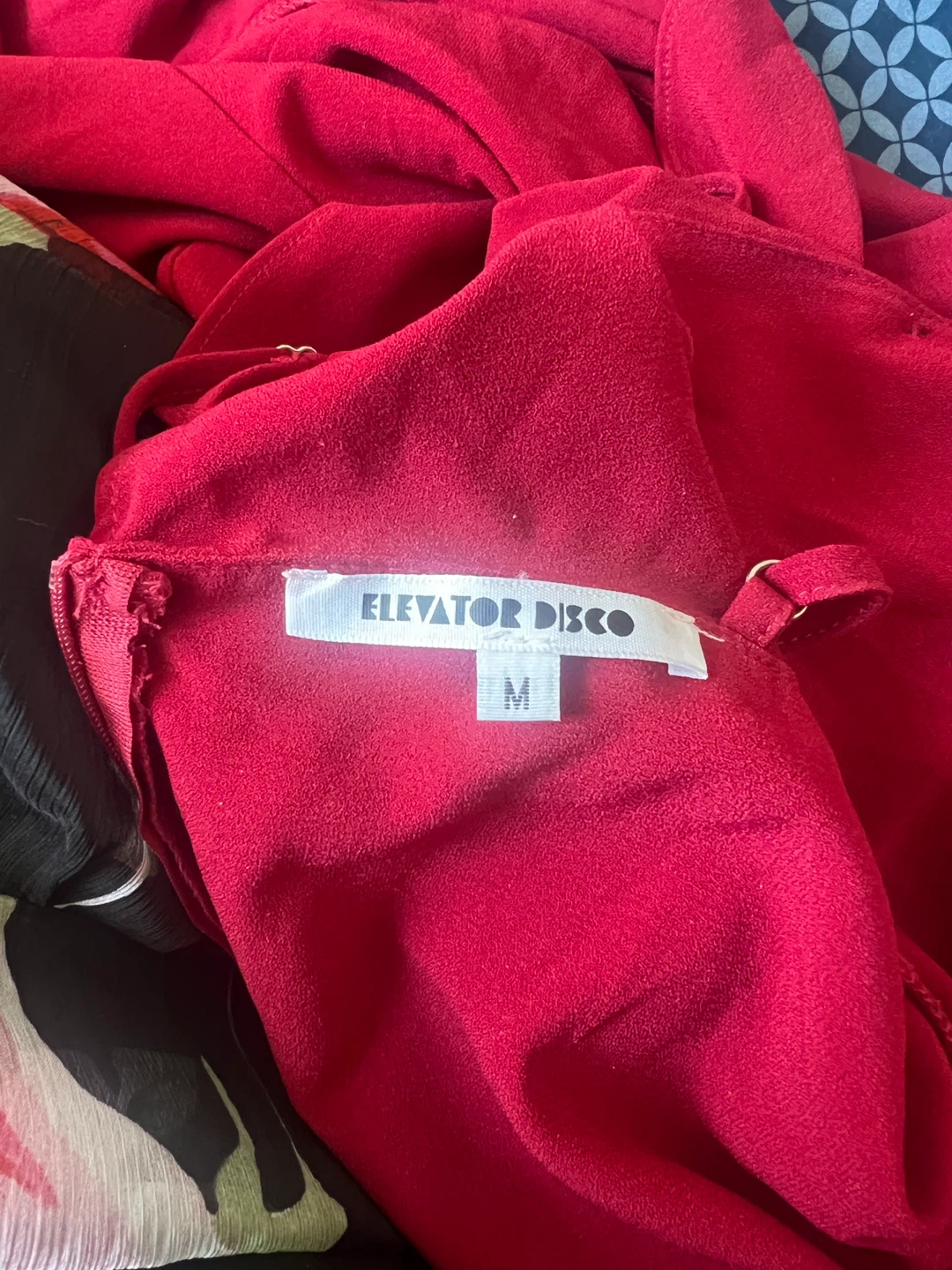 Red Romper Size M - photo 2