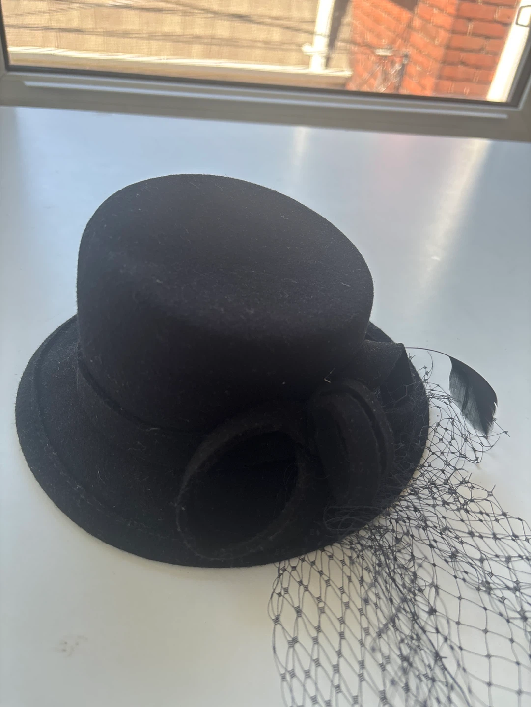 Black Fascinator Hat with Veil - photo 4