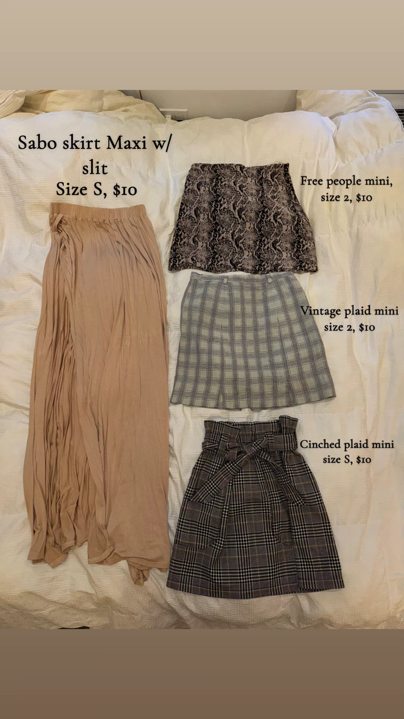 CLOSET CLEAN OUT- WOMENS CLOTHES - photo 2
