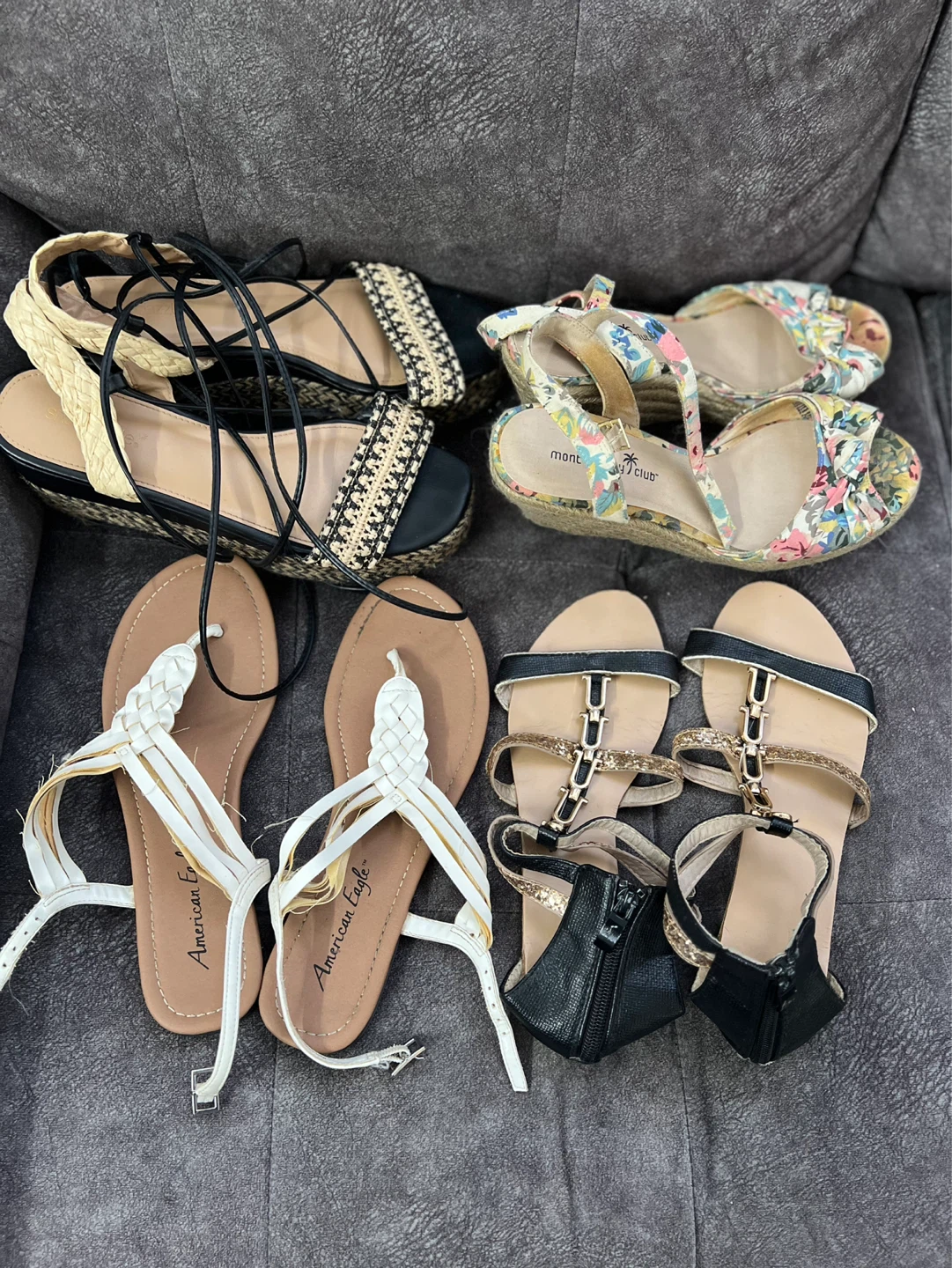 4 Pairs of Women's