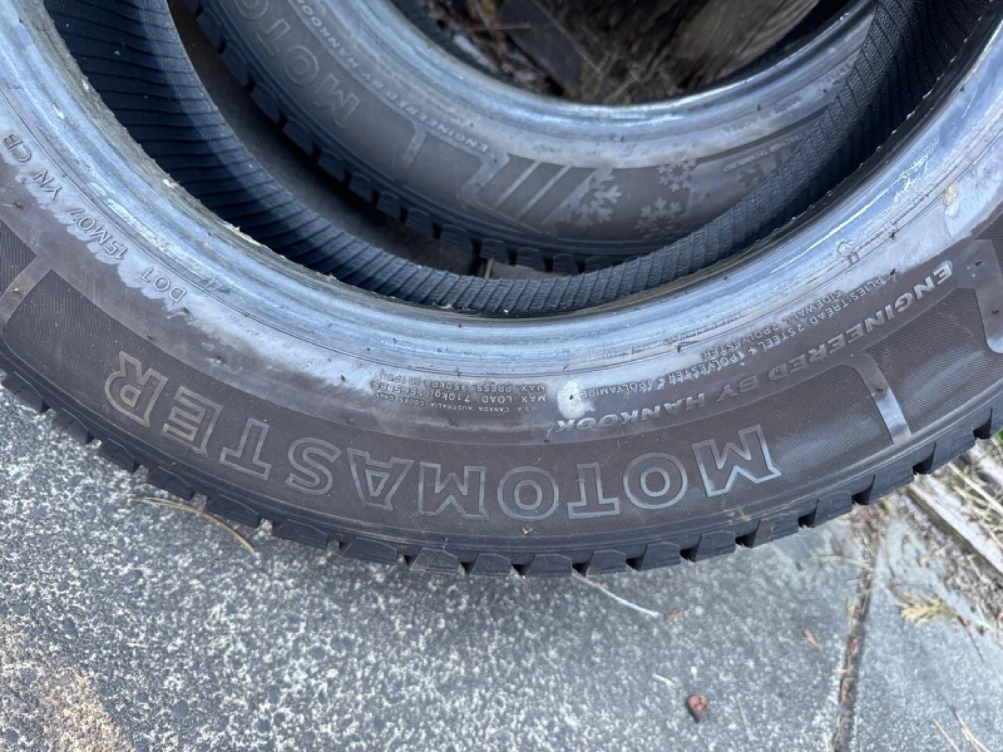 Motomaster Winter Edge II Tires (Set of 4) - photo 2