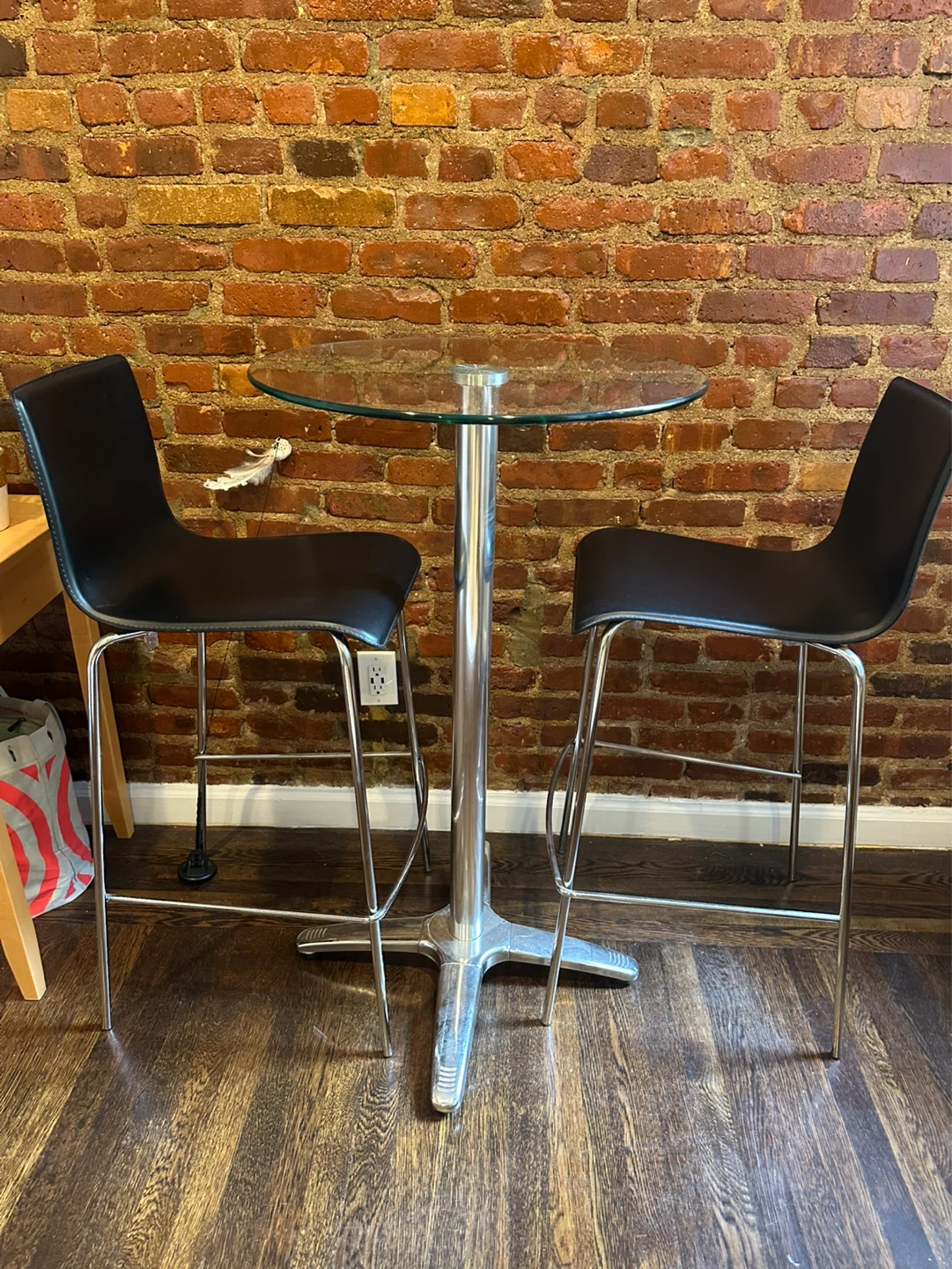 Glass Top Bar Table with 2 Stools