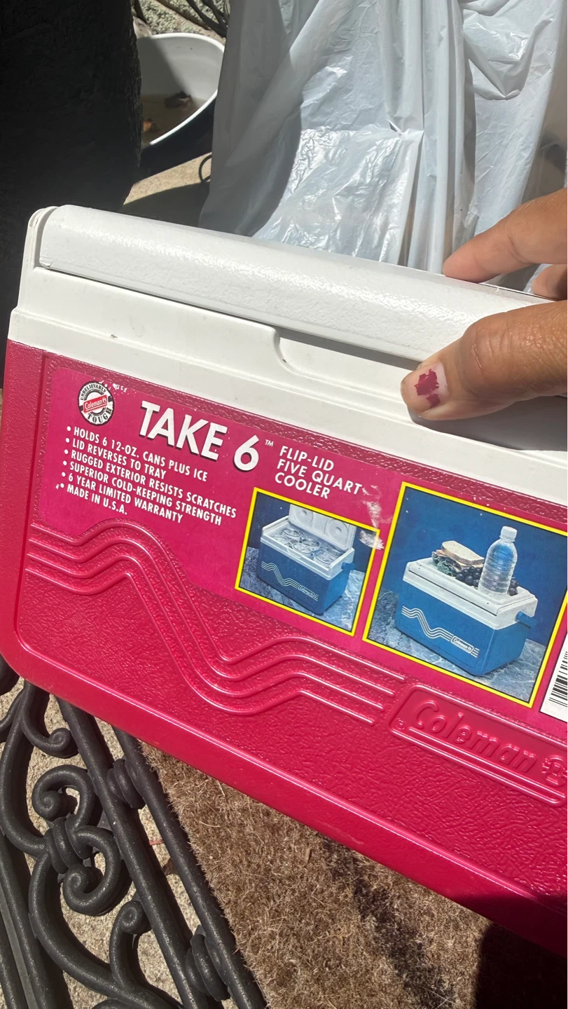 Coleman Take 6 Flip-Up Cooler check more pictures - photo 4