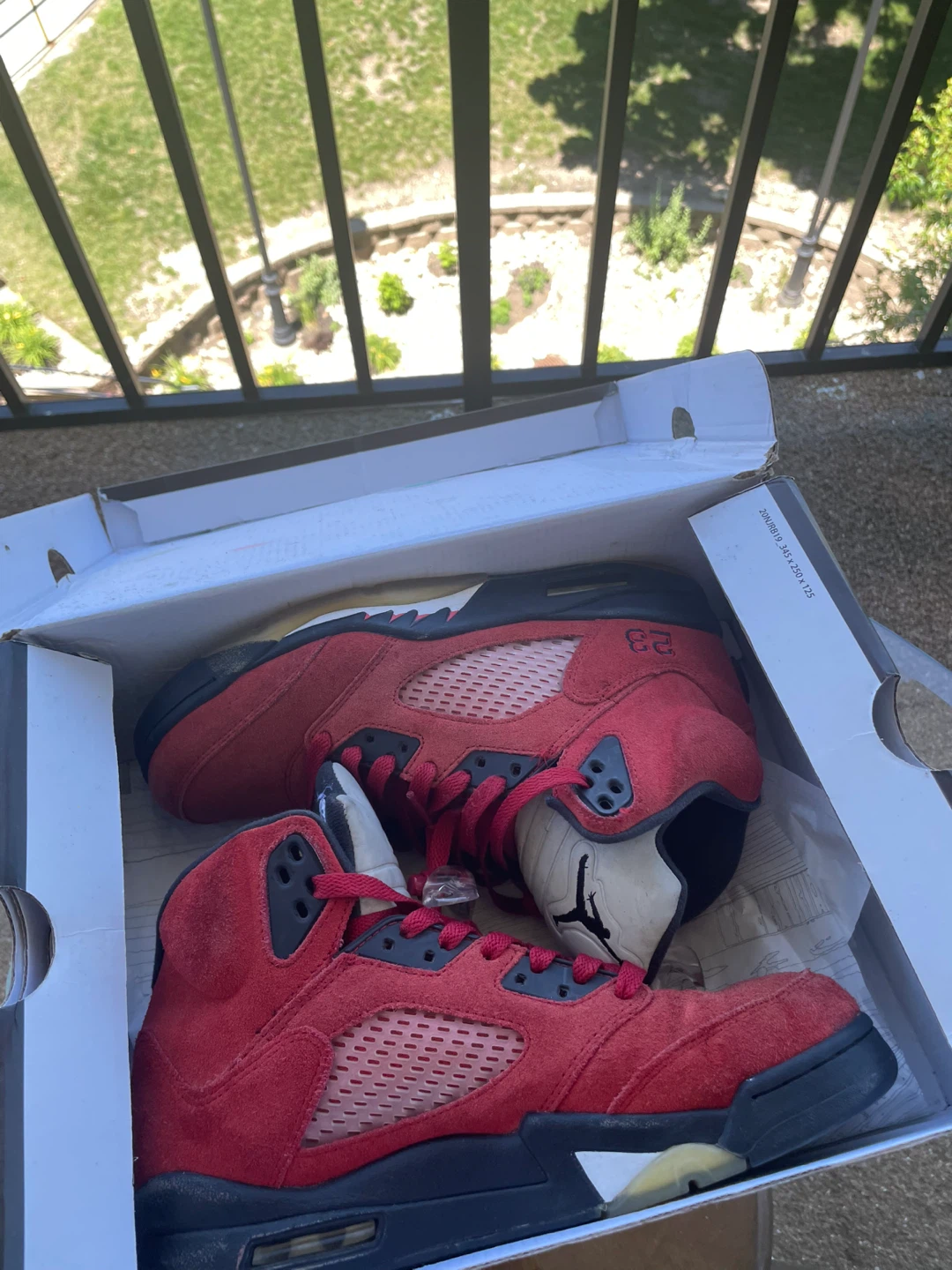 Air Jordan 5 Retro Red Suede - photo 4