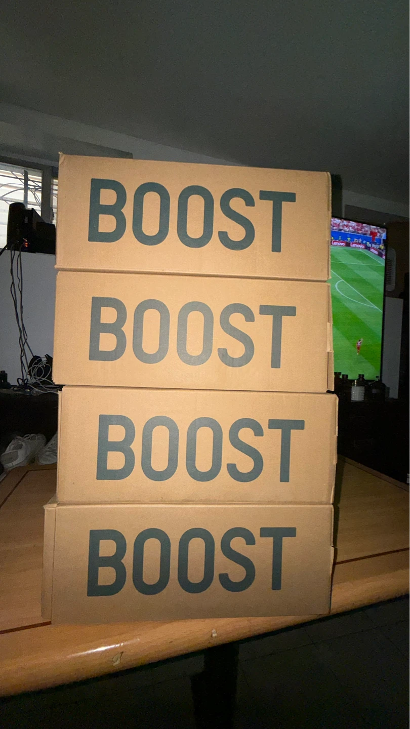 Adidas Yeezy Boost 350 V2 - photo 3