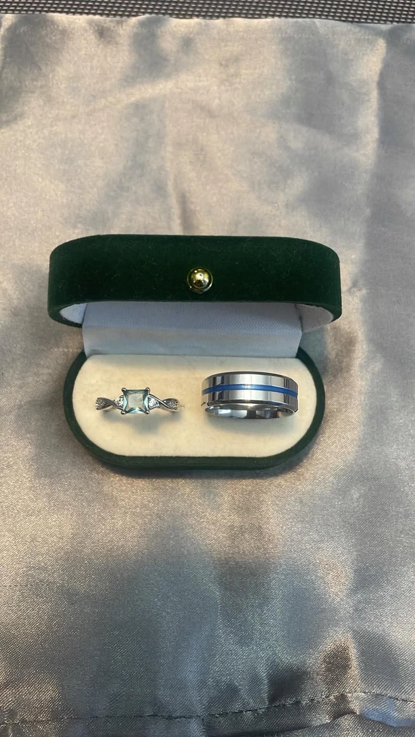 Wedding Ring Set with Blue Accents