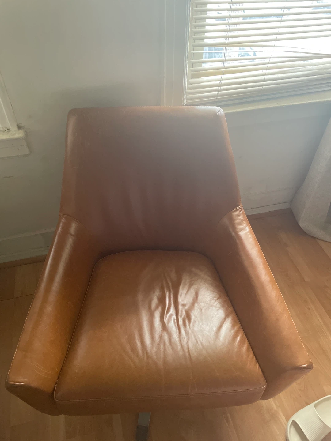 Brown Leather Accent Chair spiral