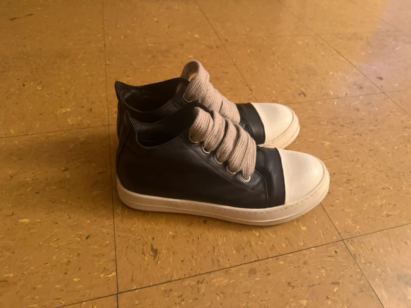 Rick Owen Low Jumbo Lace