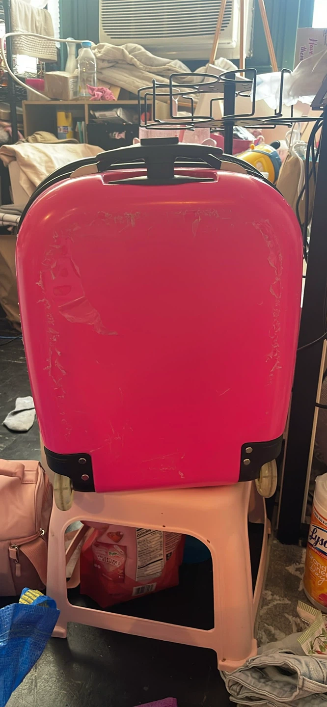 Pink Hello Kitty Rolling Suitcase - photo 2