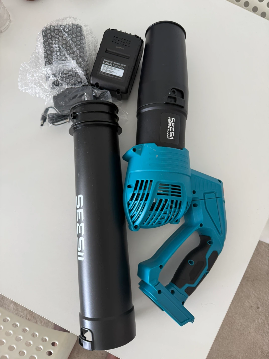 SEESII Cordless Leaf Blower with Battery and Charger