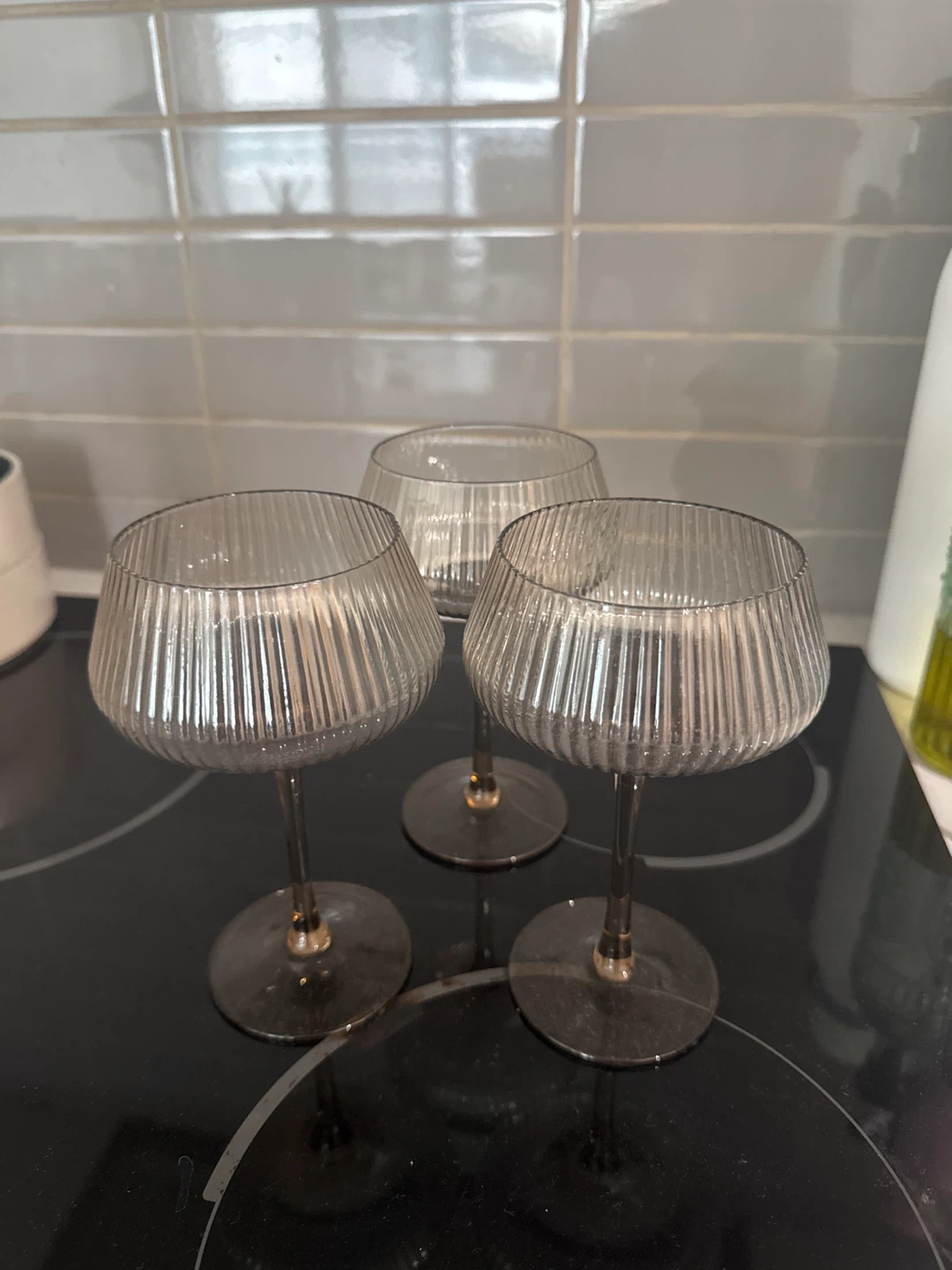 Set of 3 Ribbed Coupe Glasses