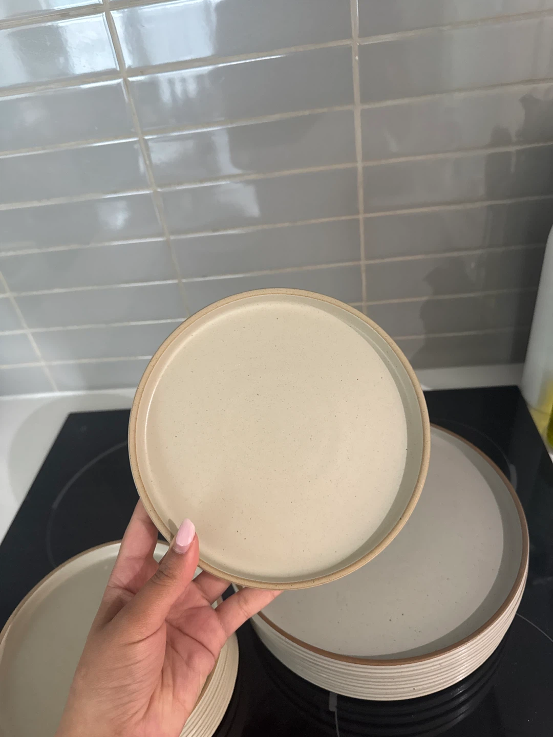 Set of 8 Beige Stone Dinner Plates - photo 2