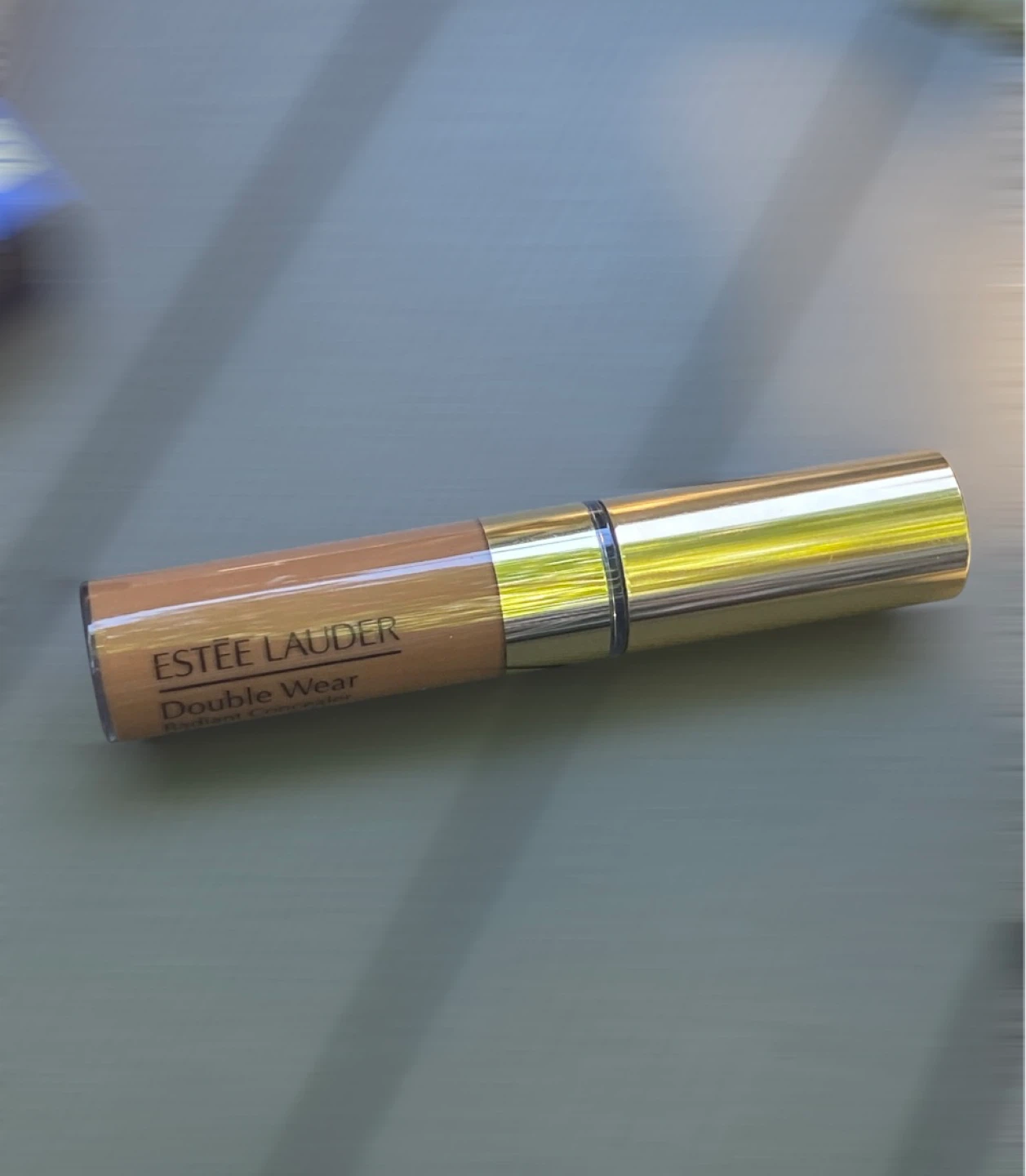 Estée Lauder Double Wear Radiant Concealer 5N Deep - photo 2