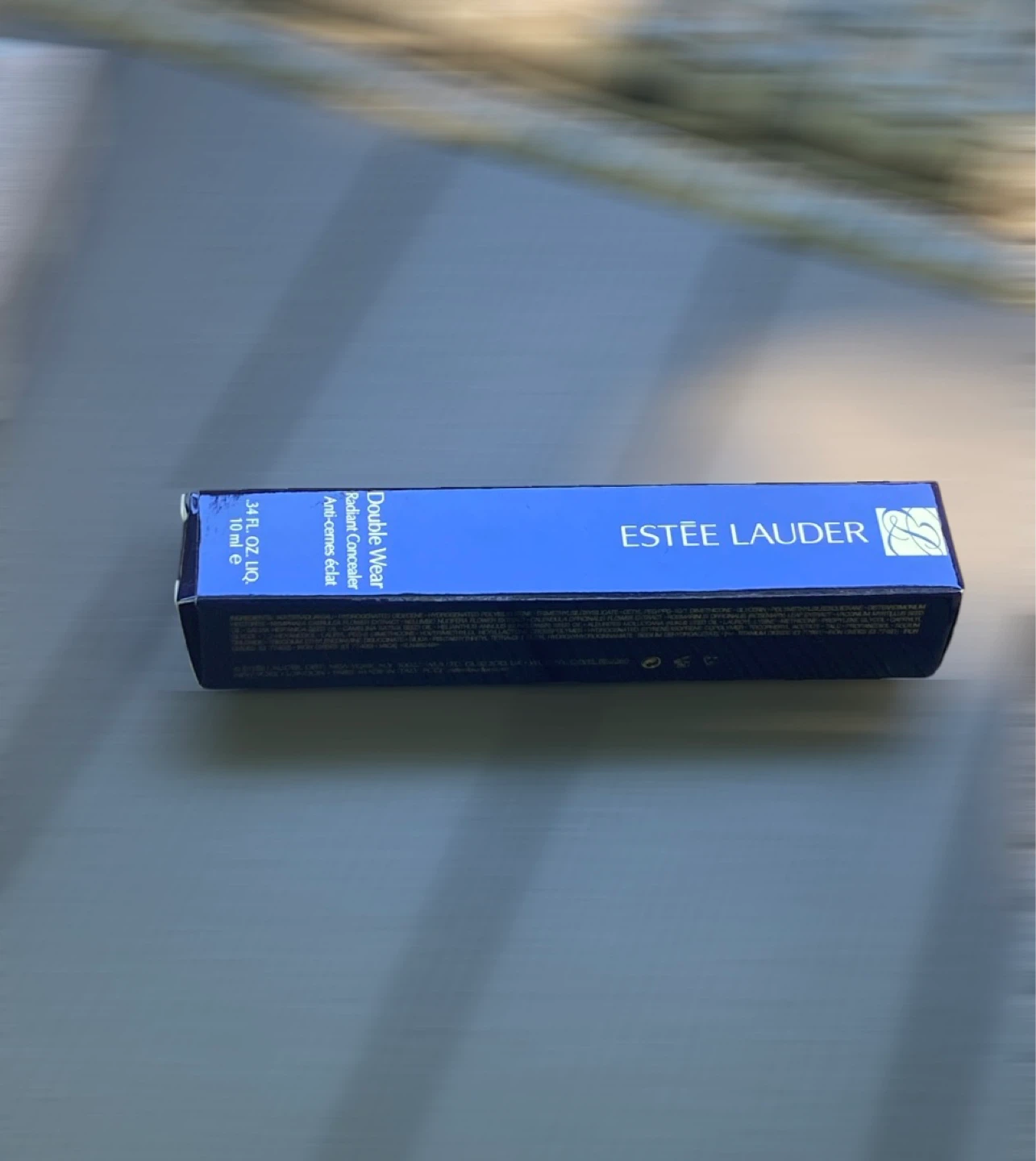 Estée Lauder Double Wear Radiant Concealer 5N Deep - photo 5