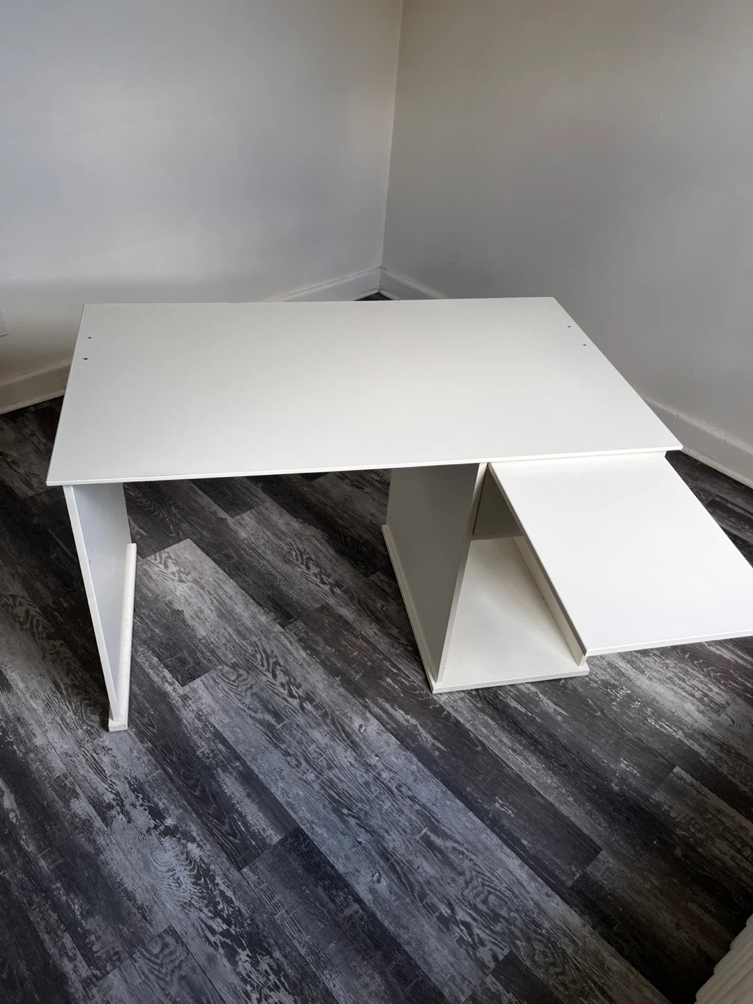 Ikea white desk - photo 3