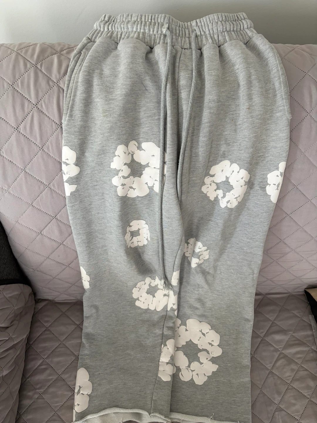 DENIM TEARS AMERICAN DIASPORA GREY SWEATPANTS