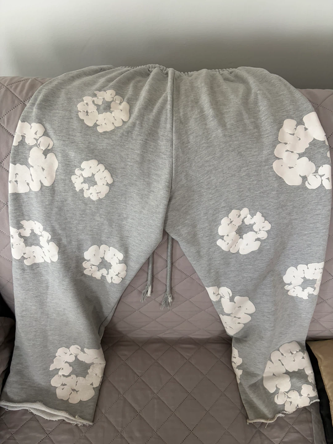 DENIM TEARS AMERICAN DIASPORA GREY SWEATPANTS - photo 3