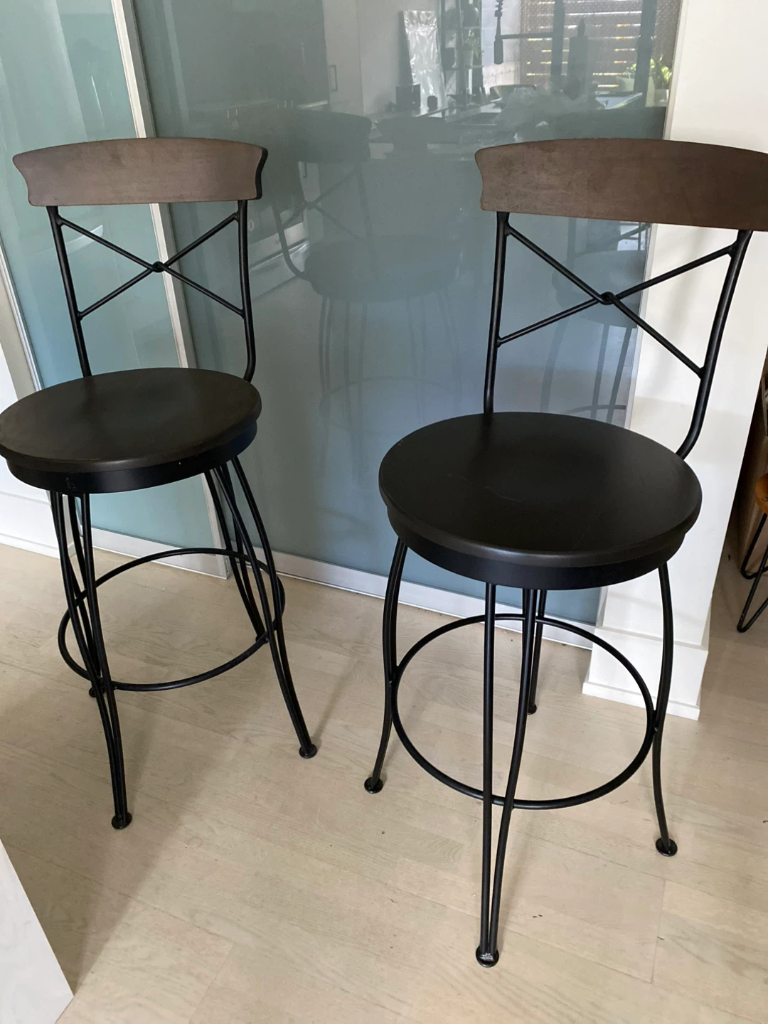 Set of 2 Black Bar Stools with Wooden Back