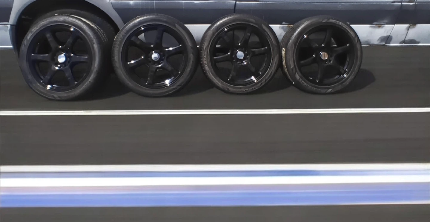 RACELINE BLACK 4 WHEELS & TIRES-R18” - photo 2