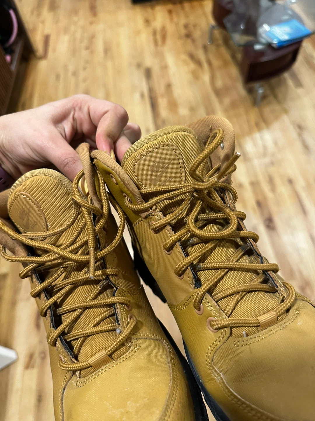 Nike Work Boots Tan - photo 3