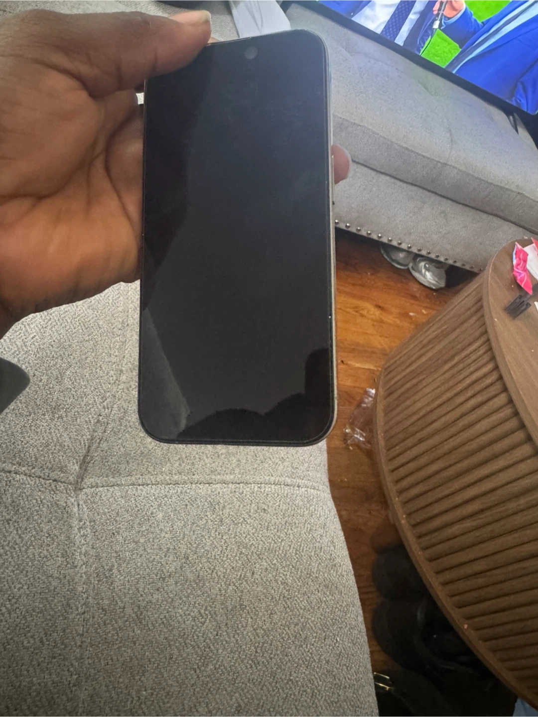 iPhone 15 pro 128gb - photo 2