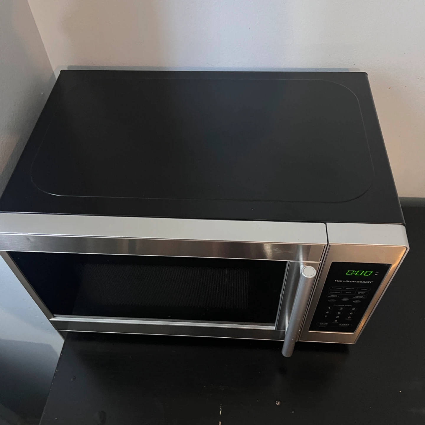 Hamilton Beach 0.7 cu.ft. Stainless Steel Microwave - photo 3