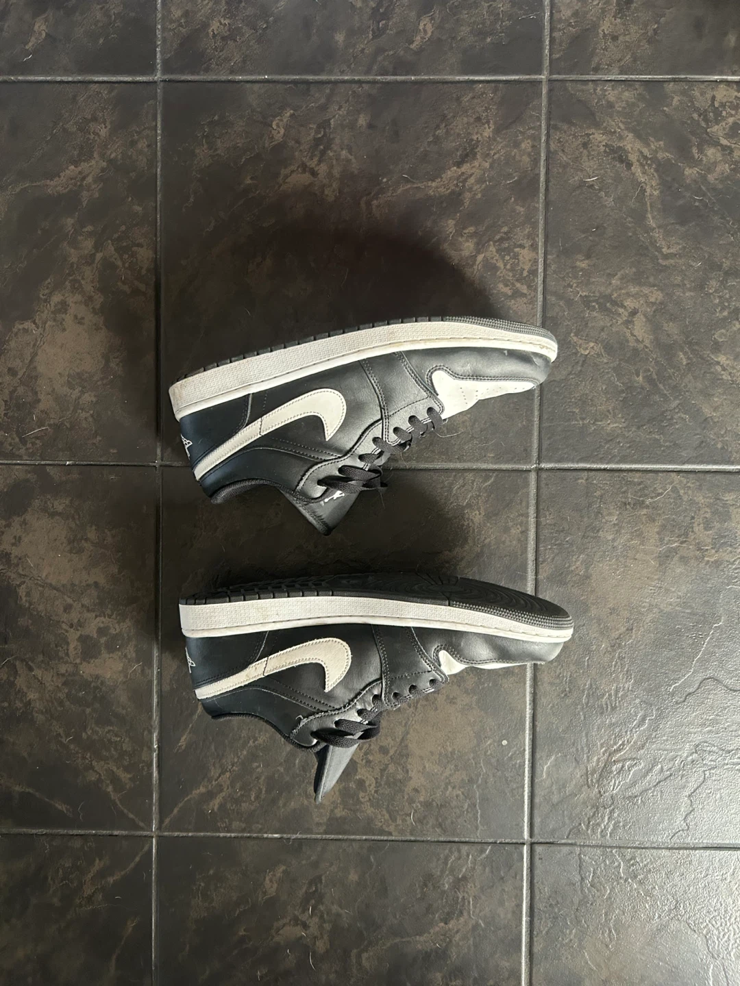Men’s Jordan 1 shoes - photo 4
