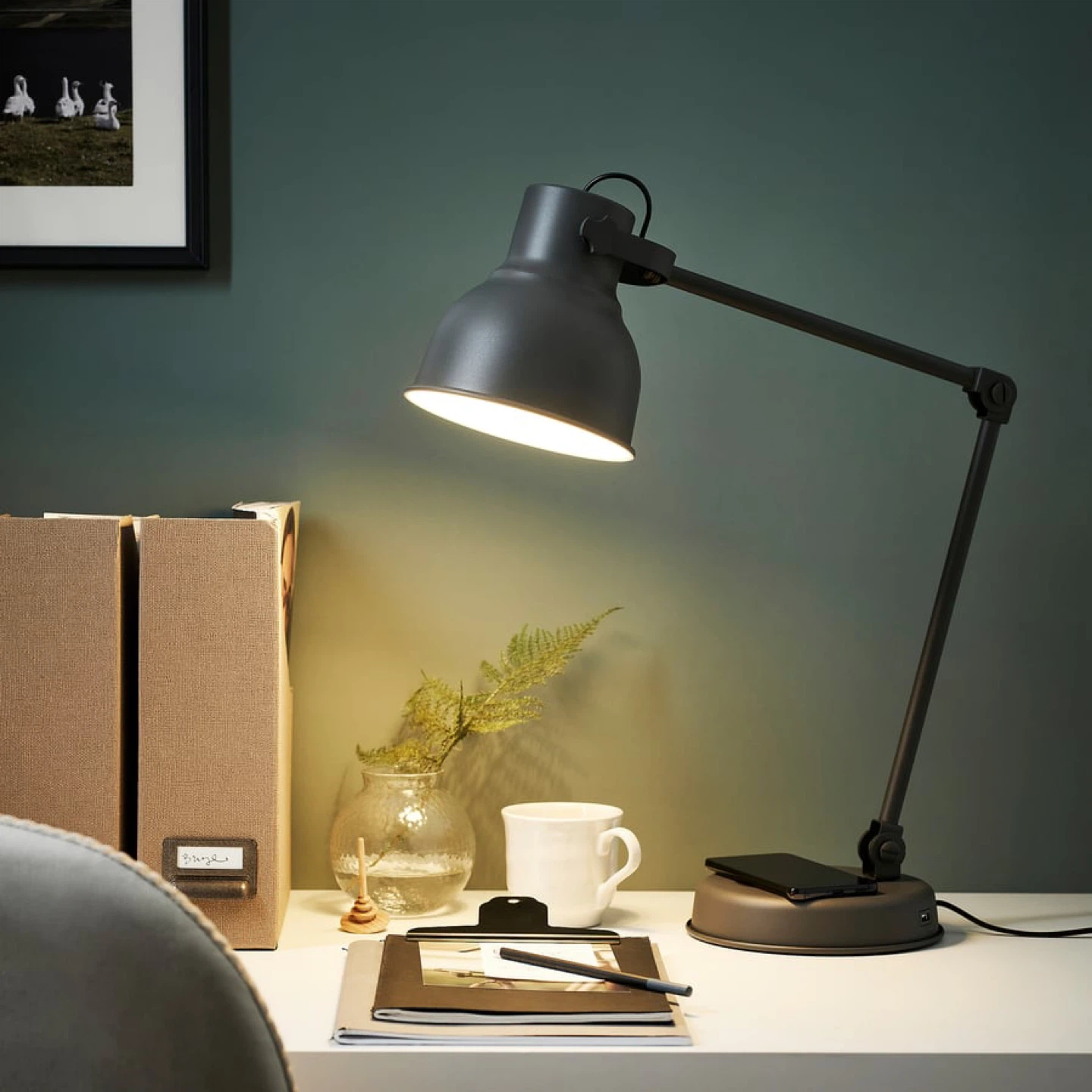 Lamp with Phone Charger & USB Charging Discontinued Industrial - photo 3