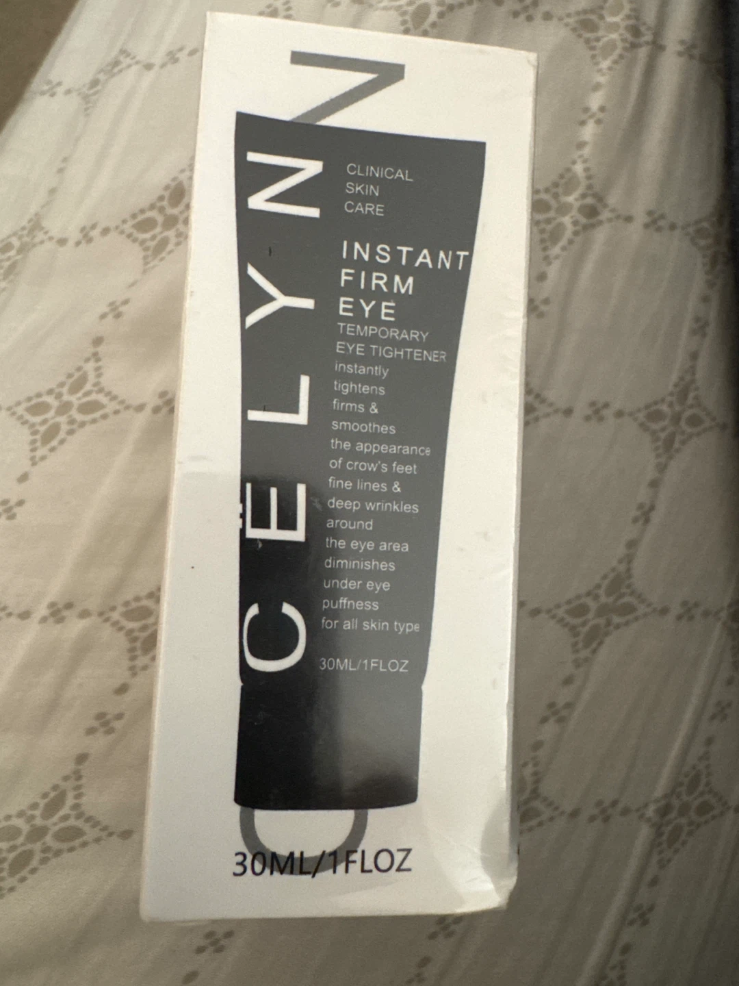 Celynn Instant Firm Eye Temporary Eye Tightener 30ML