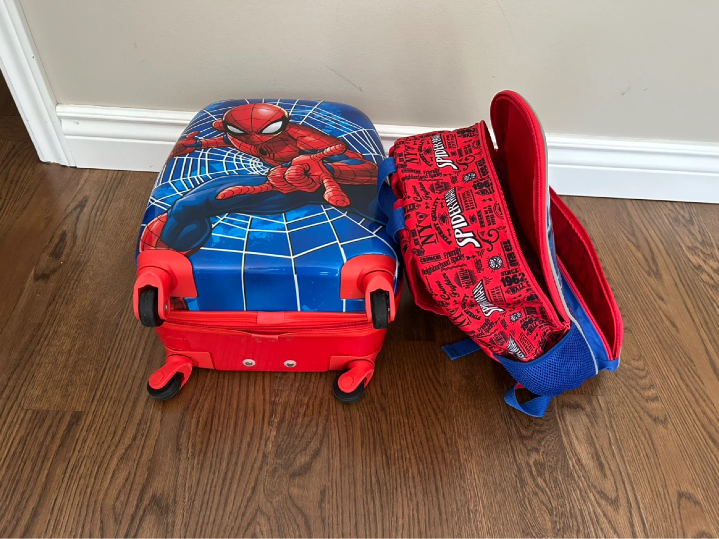 HEYS SPIDER-MAN SUITCASE & BACKPACK (READ LISTING) - photo 4
